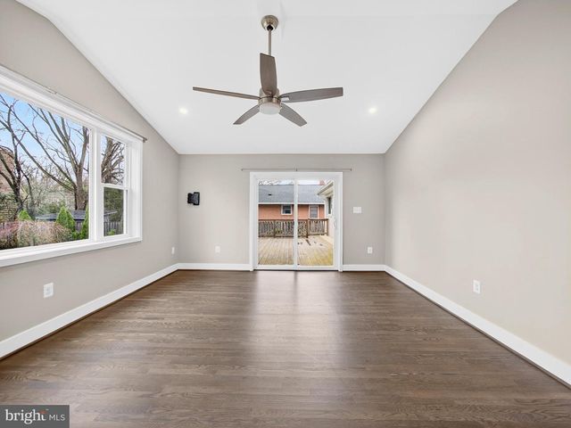 5807 MAIDEN LN, Bethesda, MD 20817