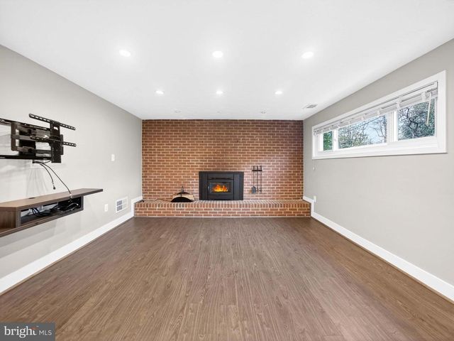 5807 MAIDEN LN, Bethesda, MD 20817