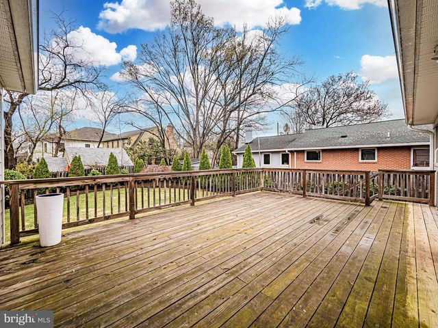 5807 MAIDEN LN, Bethesda, MD 20817