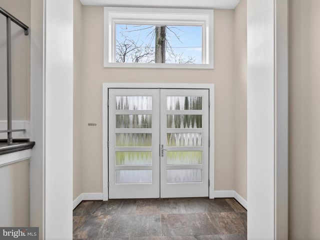 5807 MAIDEN LN, Bethesda, MD 20817