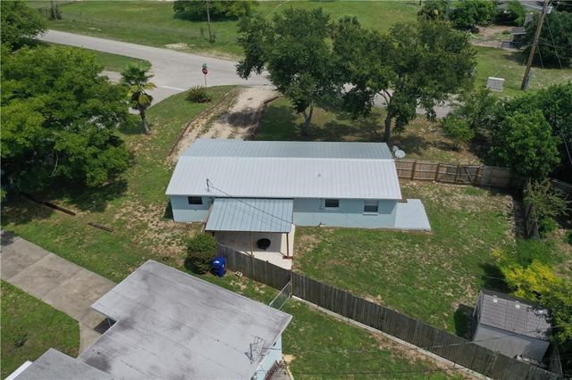 110 6th Court SW, Vero Beach, FL 32962