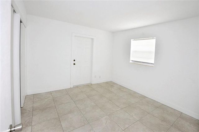 110 6th Court SW, Vero Beach, FL 32962