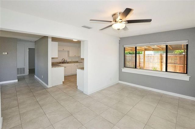 110 6th Court SW, Vero Beach, FL 32962