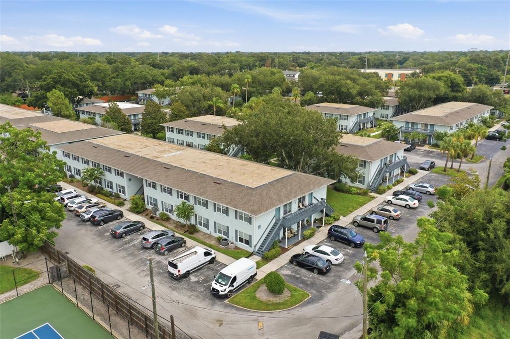 Image 26 of property listing at 4890 CONWAY ROAD 66, Orlando, FL 32812