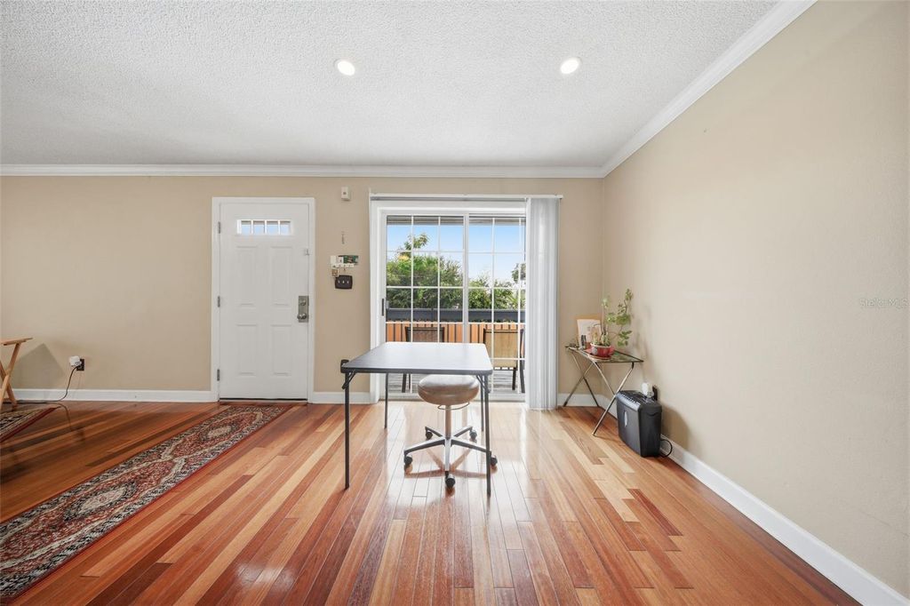 Image 5 of property listing at 4890 CONWAY ROAD 66, Orlando, FL 32812