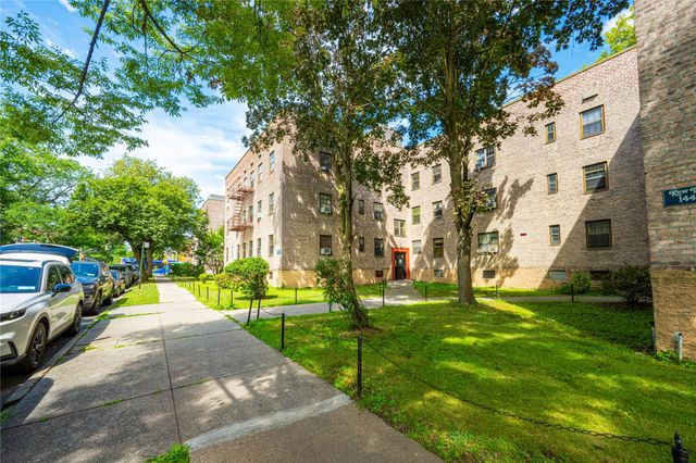 14415 78 Road 2D, Kew Garden Hills, NY 11367