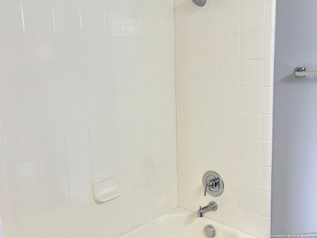 6906 Opal Cliffs, Converse, TX 78109