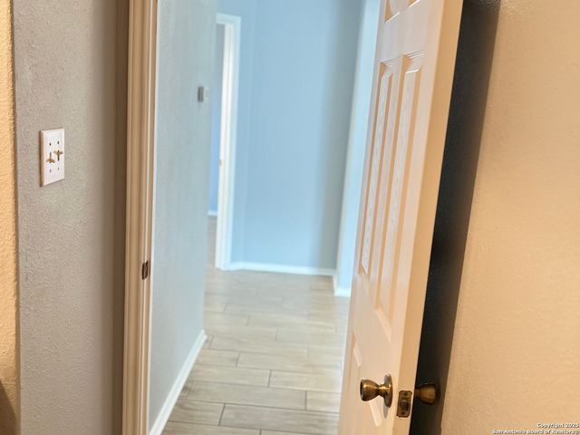 6906 Opal Cliffs, Converse, TX 78109