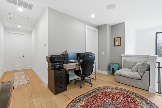 606A Clifford DR, Austin, TX 78745