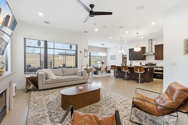 606A Clifford DR, Austin, TX 78745