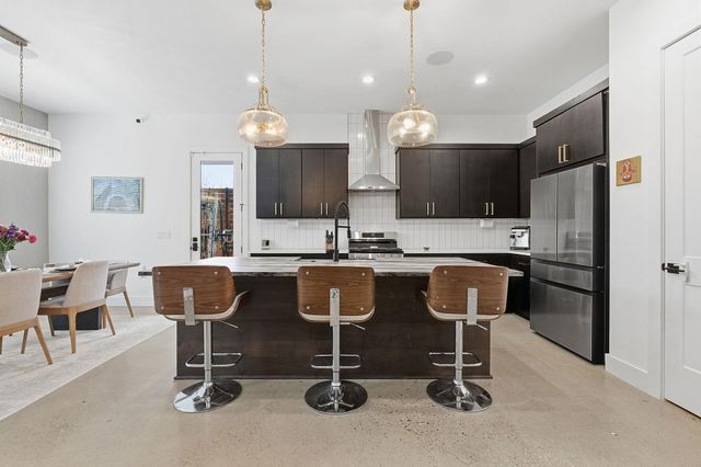 606A Clifford DR, Austin, TX 78745