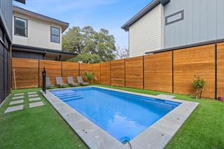 606A Clifford DR, Austin, TX 78745