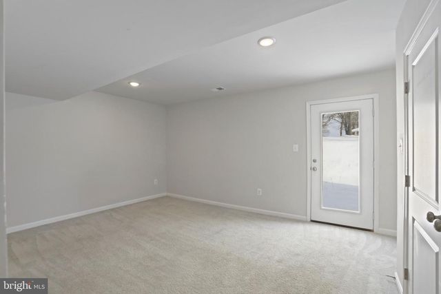 30 SCOTER RD, Hedgesville, WV 25427