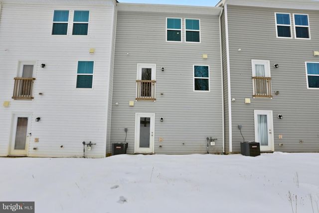 30 SCOTER RD, Hedgesville, WV 25427