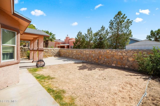 632 Paseo Hermoso Drive, Horizon City, TX 79928