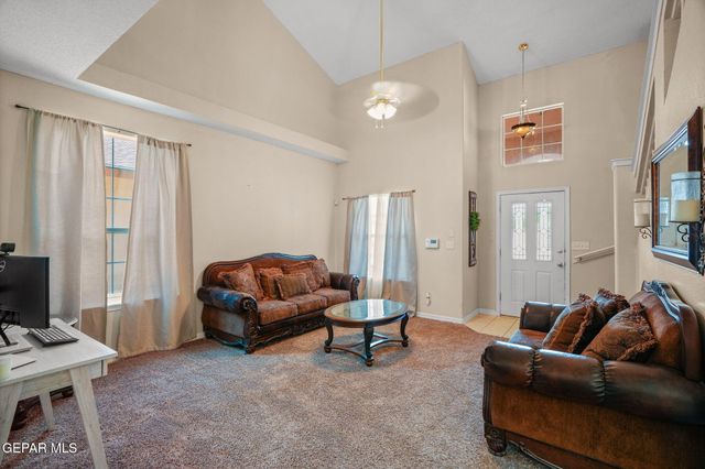 632 Paseo Hermoso Drive, Horizon City, TX 79928
