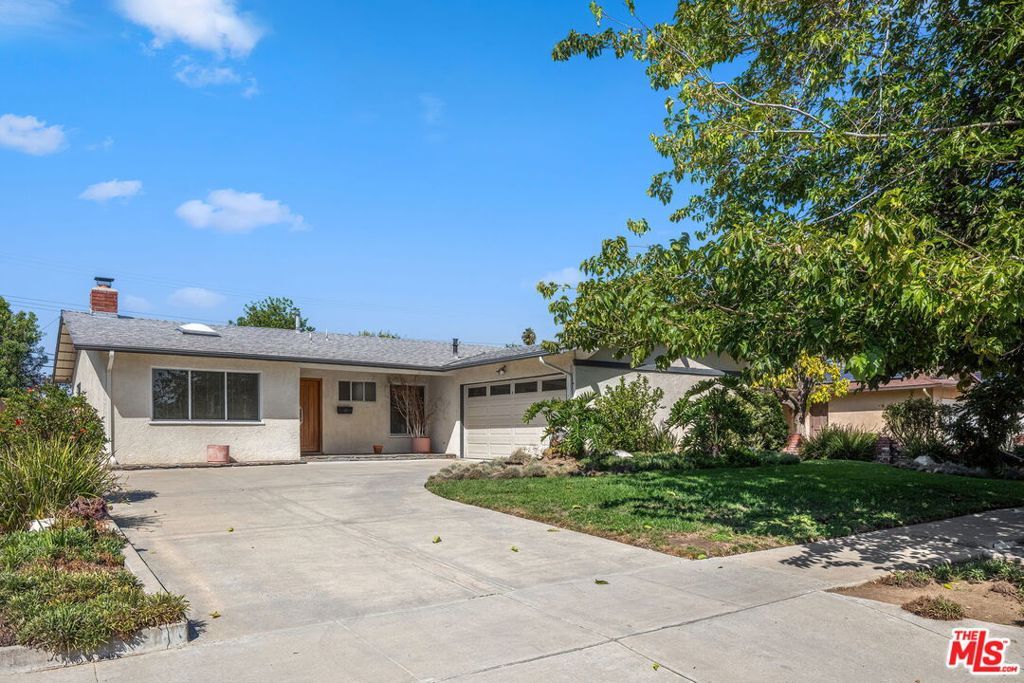 22521 Haynes Street, West Hills, CA 91307 — exterior