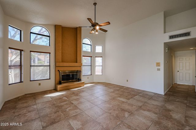 6910 W KIMBERLY Way, Glendale, AZ 85308