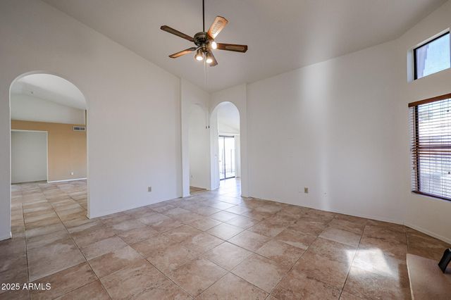 6910 W KIMBERLY Way, Glendale, AZ 85308
