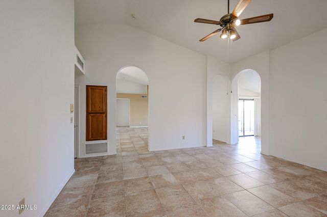 6910 W KIMBERLY Way, Glendale, AZ 85308