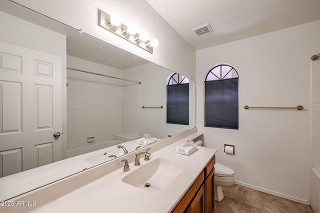 6910 W KIMBERLY Way, Glendale, AZ 85308