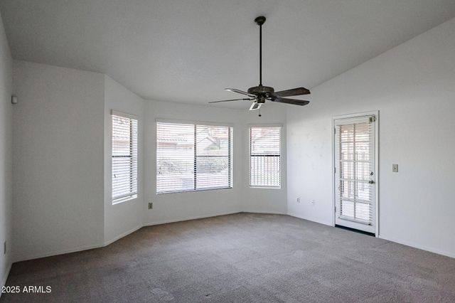 6910 W KIMBERLY Way, Glendale, AZ 85308