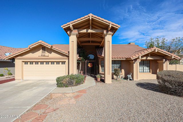 6910 W KIMBERLY Way, Glendale, AZ 85308