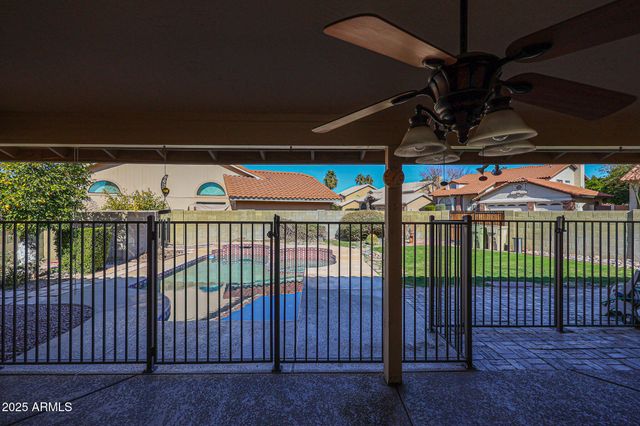 6910 W KIMBERLY Way, Glendale, AZ 85308