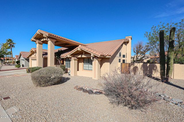 6910 W KIMBERLY Way, Glendale, AZ 85308