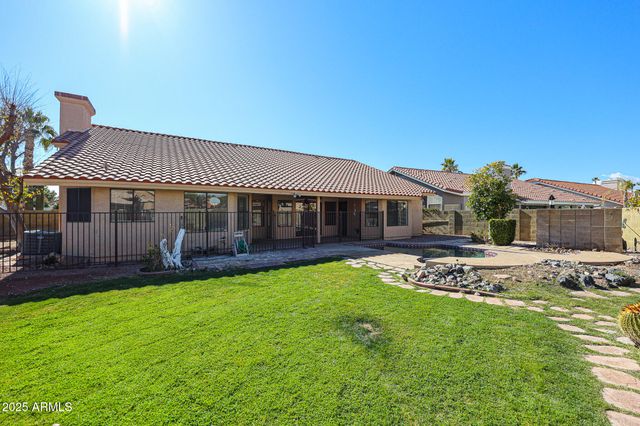 6910 W KIMBERLY Way, Glendale, AZ 85308