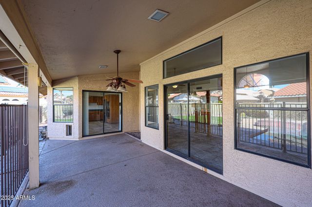 6910 W KIMBERLY Way, Glendale, AZ 85308