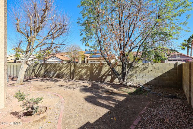6910 W KIMBERLY Way, Glendale, AZ 85308