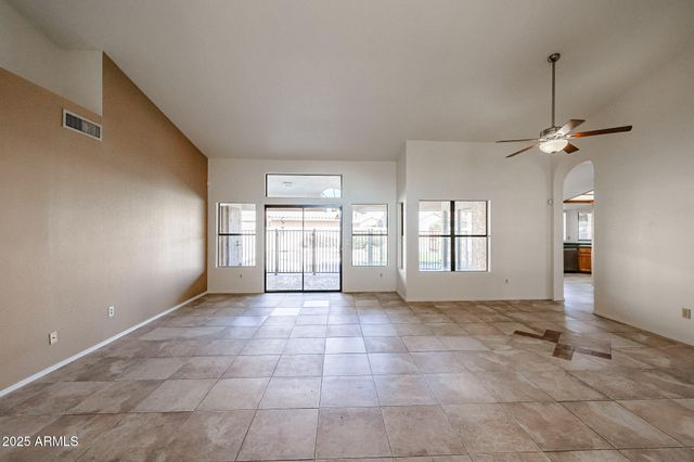 6910 W KIMBERLY Way, Glendale, AZ 85308