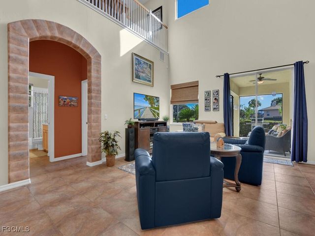 12024 Cypress Links DR, Fort Myers, FL 33913