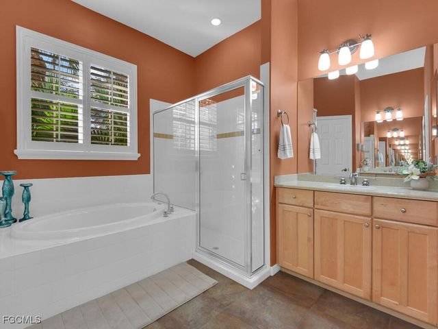 12024 Cypress Links DR, Fort Myers, FL 33913