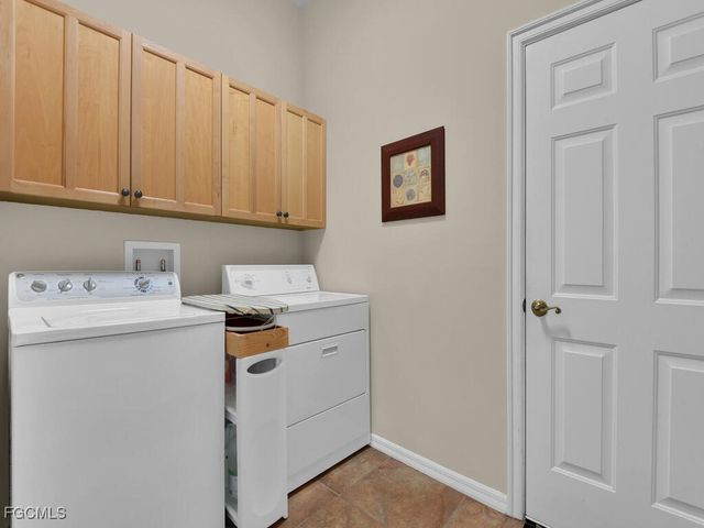 12024 Cypress Links DR, Fort Myers, FL 33913