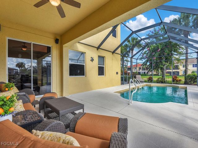 12024 Cypress Links DR, Fort Myers, FL 33913