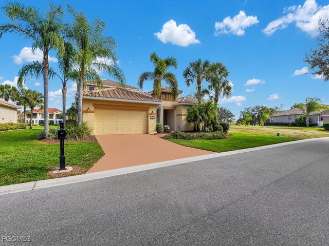 12024 Cypress Links DR, Fort Myers, FL 33913