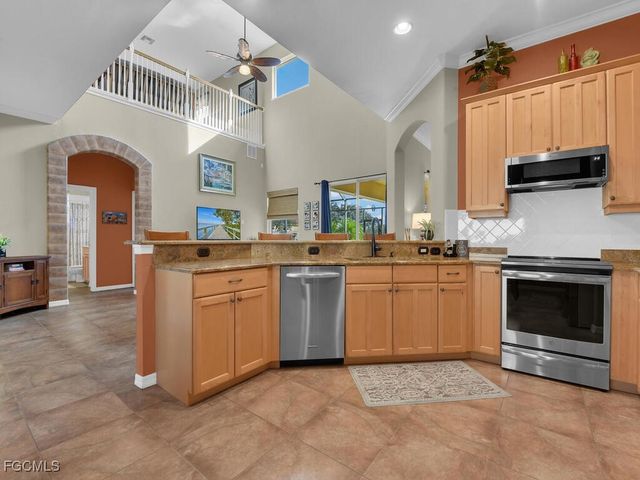 12024 Cypress Links DR, Fort Myers, FL 33913