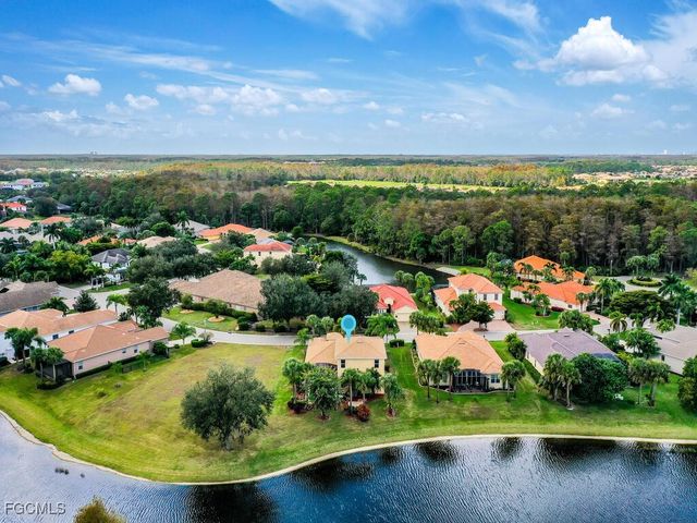 12024 Cypress Links DR, Fort Myers, FL 33913