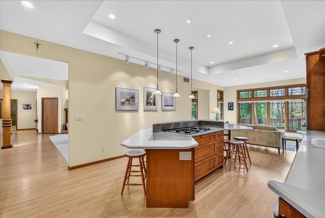 38 Hawk Feather Circle, Madison, WI 53717