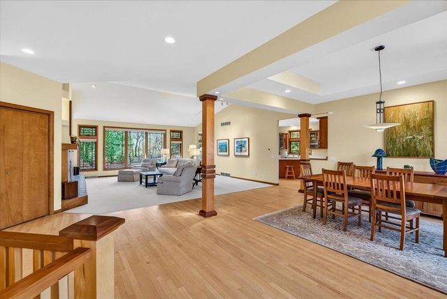 38 Hawk Feather Circle, Madison, WI 53717