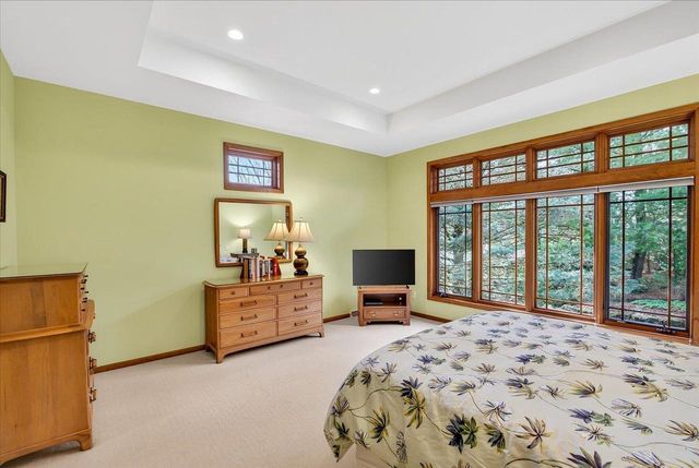 38 Hawk Feather Circle, Madison, WI 53717