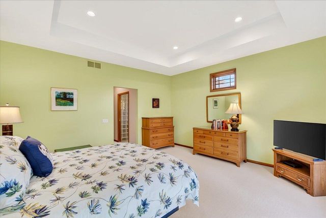 38 Hawk Feather Circle, Madison, WI 53717