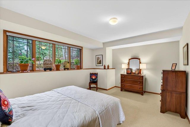 38 Hawk Feather Circle, Madison, WI 53717