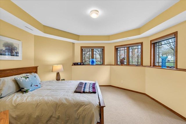 38 Hawk Feather Circle, Madison, WI 53717