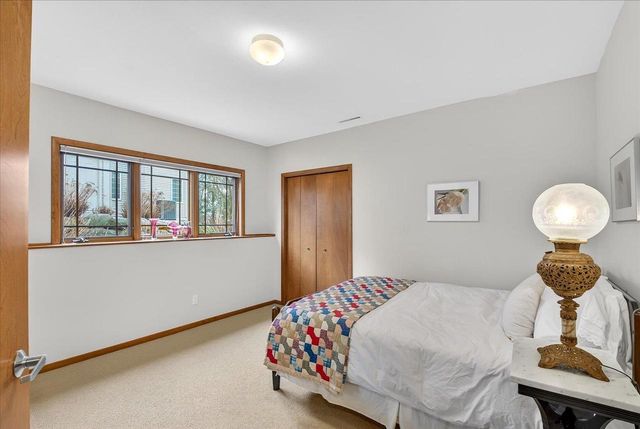 38 Hawk Feather Circle, Madison, WI 53717