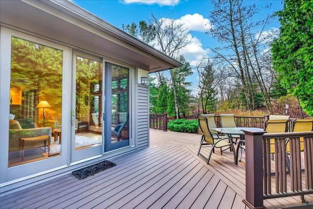 38 Hawk Feather Circle, Madison, WI 53717