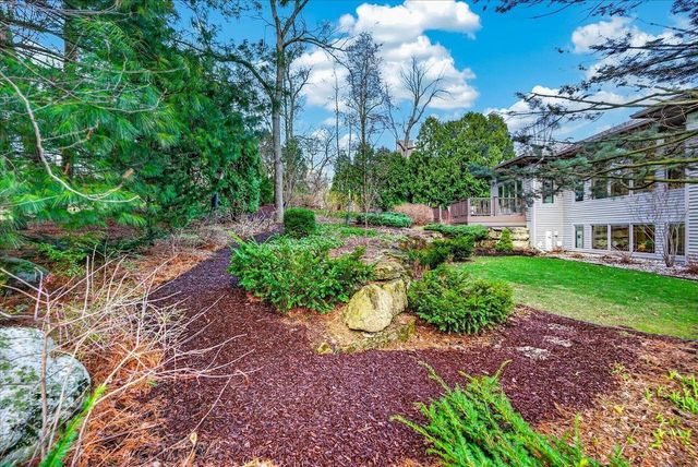 38 Hawk Feather Circle, Madison, WI 53717