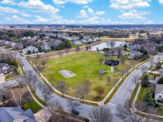 38 Hawk Feather Circle, Madison, WI 53717